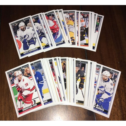 2020-21 O-Pee-Chee Premier Tallboys Minis Série complète Incluant recrues
