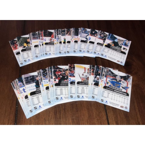 2021-22 Upper Deck Credentials Série de Base Complète